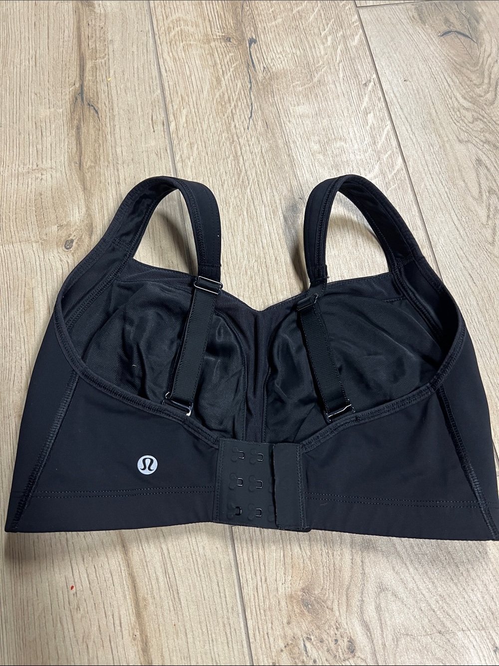 lululemon athletica Black Wireless Support Bra - Picture 2 of 4